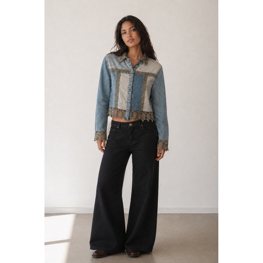 Young Threads Womens‎ Patchwork Denim Jacket Blue Grey Crochet Lace Trim Small
